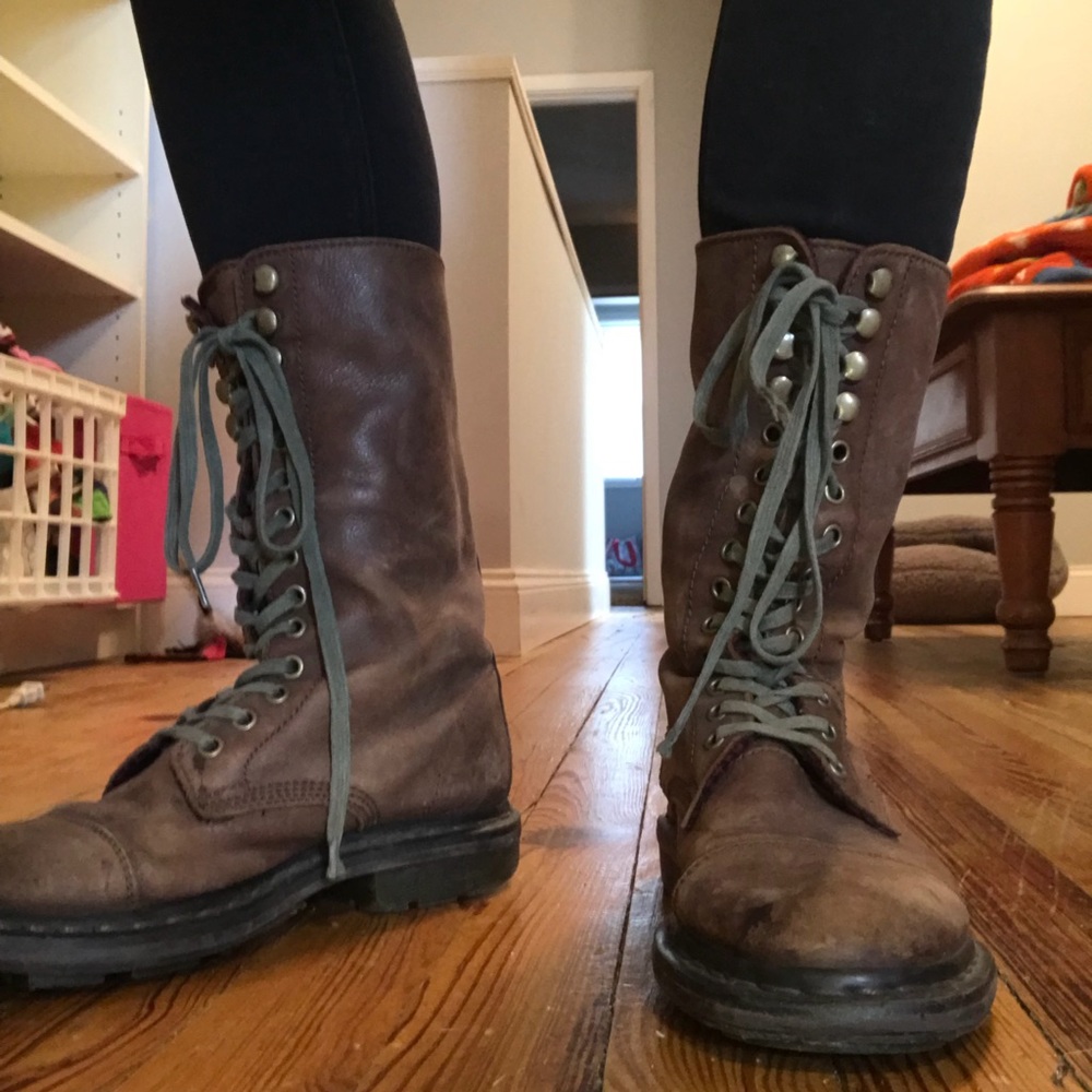 AIRwalk doc martens
